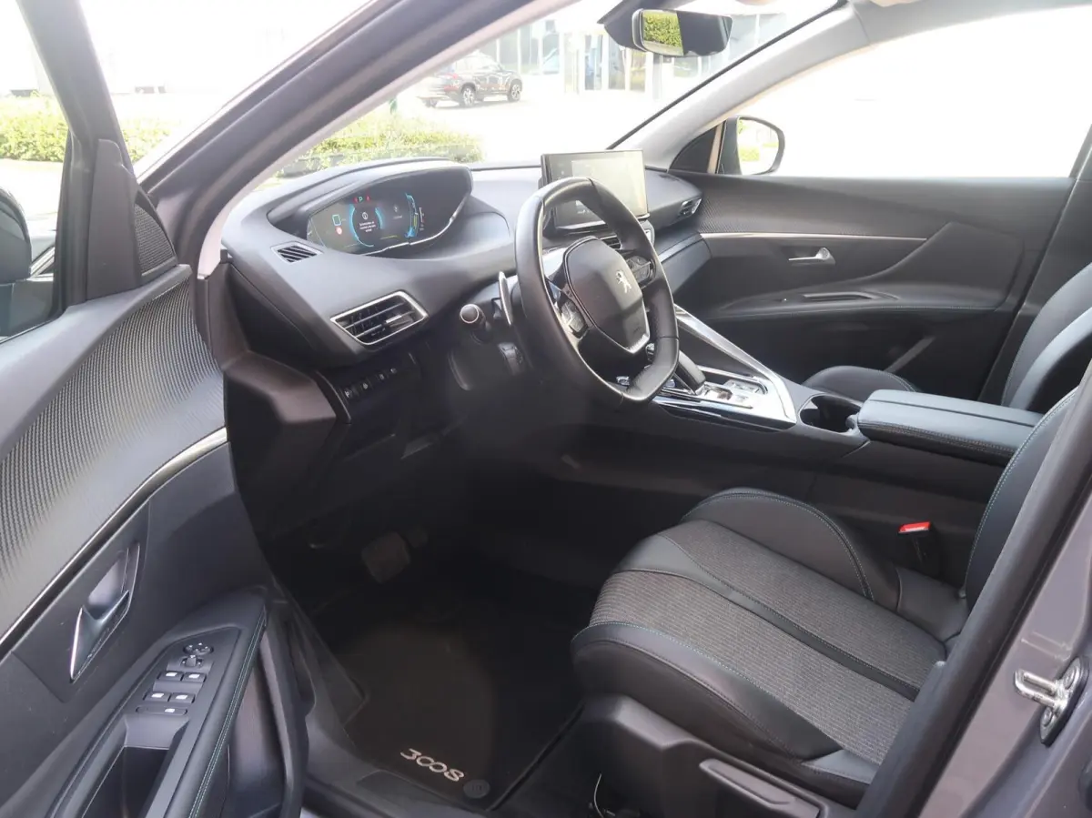 1.6 HYbrid 360CAMERA|DODEHOEK|NAVIGATIE|CARPLAY|RIJSTROOK|AIRCO|ZEER MOOI