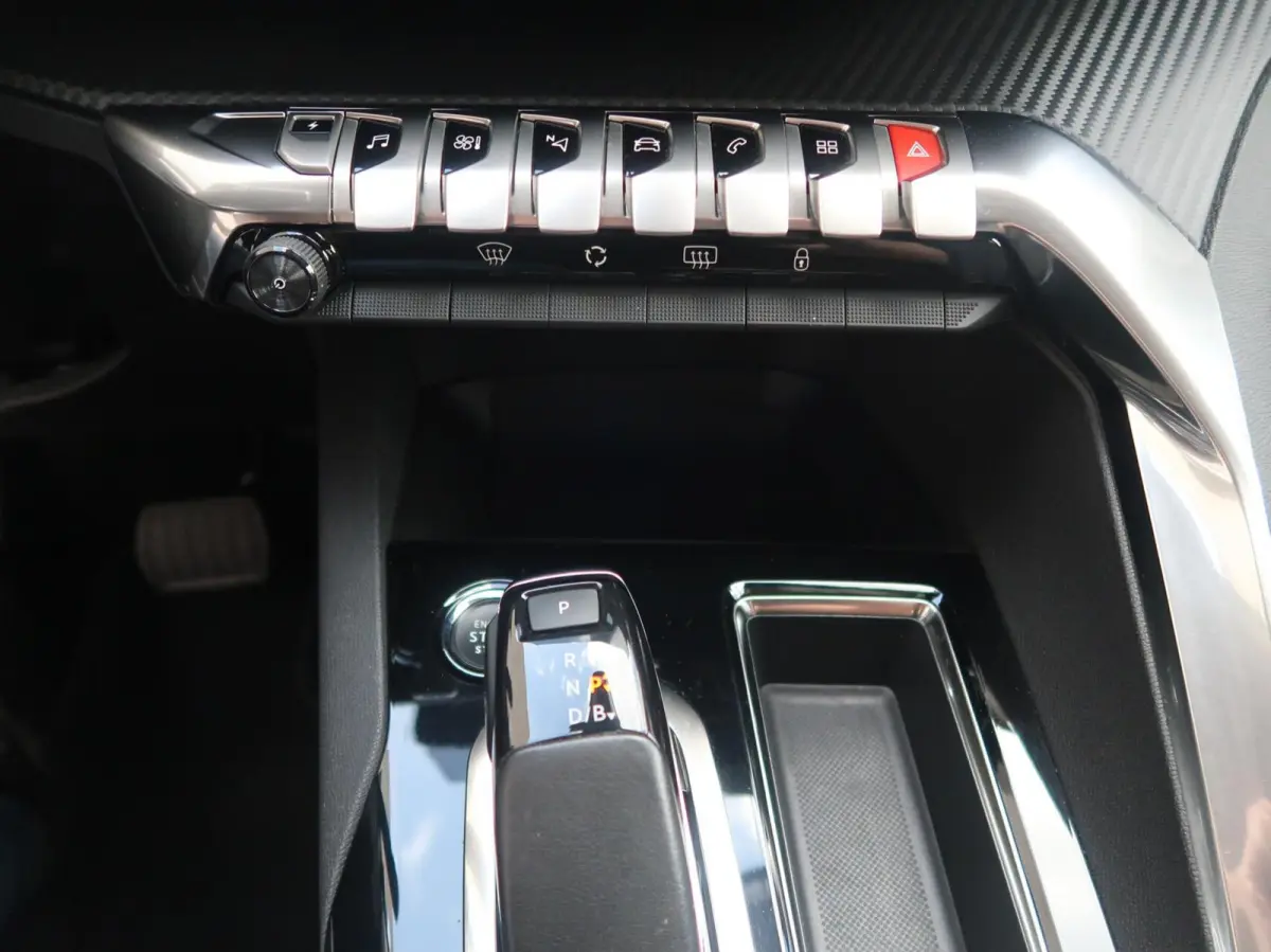 1.6 HYbrid 360CAMERA|DODEHOEK|NAVIGATIE|CARPLAY|RIJSTROOK|AIRCO|ZEER MOOI