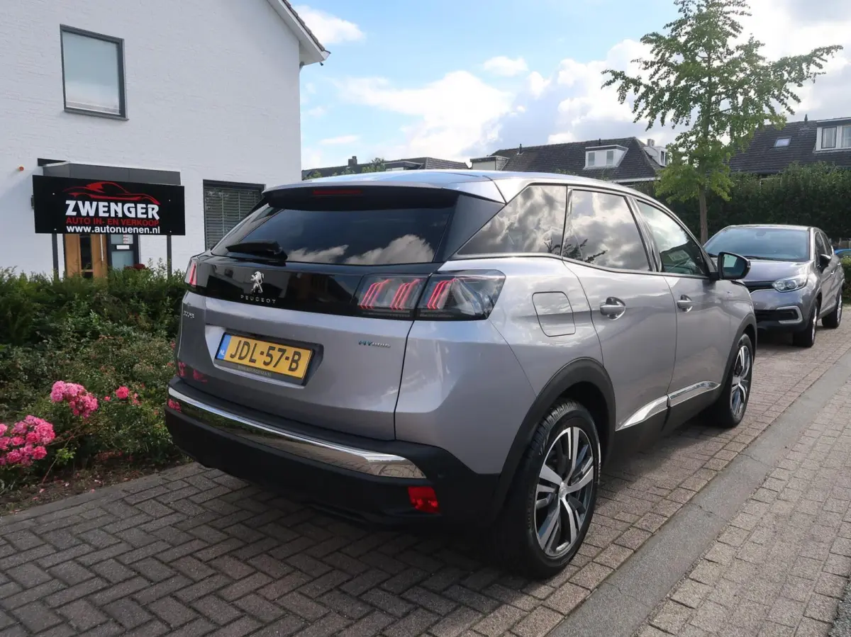 1.6 HYbrid 360CAMERA|DODEHOEK|NAVIGATIE|CARPLAY|RIJSTROOK|AIRCO|ZEER MOOI