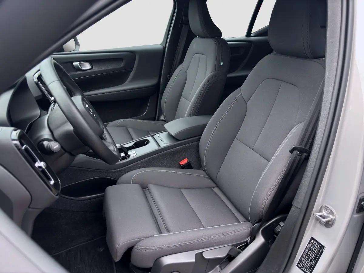 Single Motor Extended Range Plus 82 kWh | Camera | Stoelverwarming | Adap. Cruise | Apple Carplay