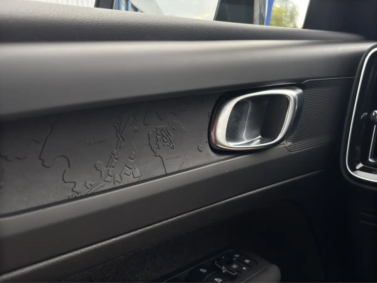 Single Motor Extended Range Plus 82 kWh | Camera | Stoelverwarming | Adap. Cruise | Apple Carplay