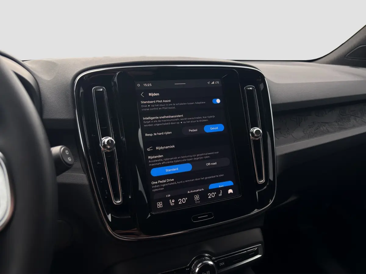 Single Motor Extended Range Plus 82 kWh | Camera | Stoelverwarming | Adap. Cruise | Apple Carplay