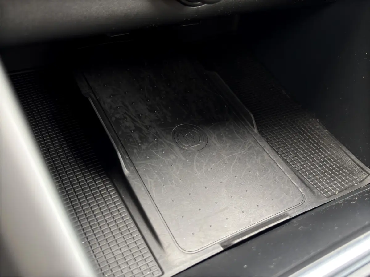 Single Motor Extended Range Plus 82 kWh | Camera | Stoelverwarming | Adap. Cruise | Apple Carplay