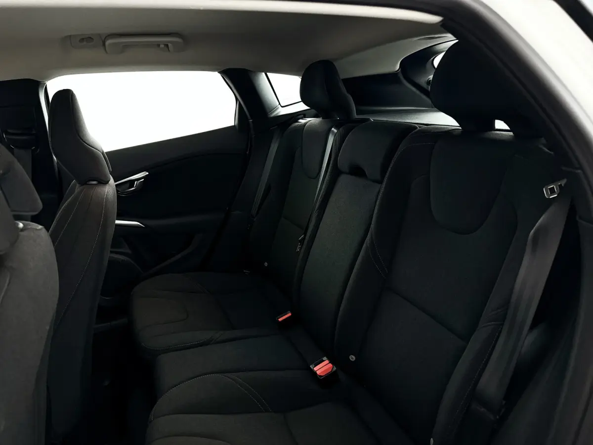 2.0 T2 Nordic | Park assist | Airco | Cruise control