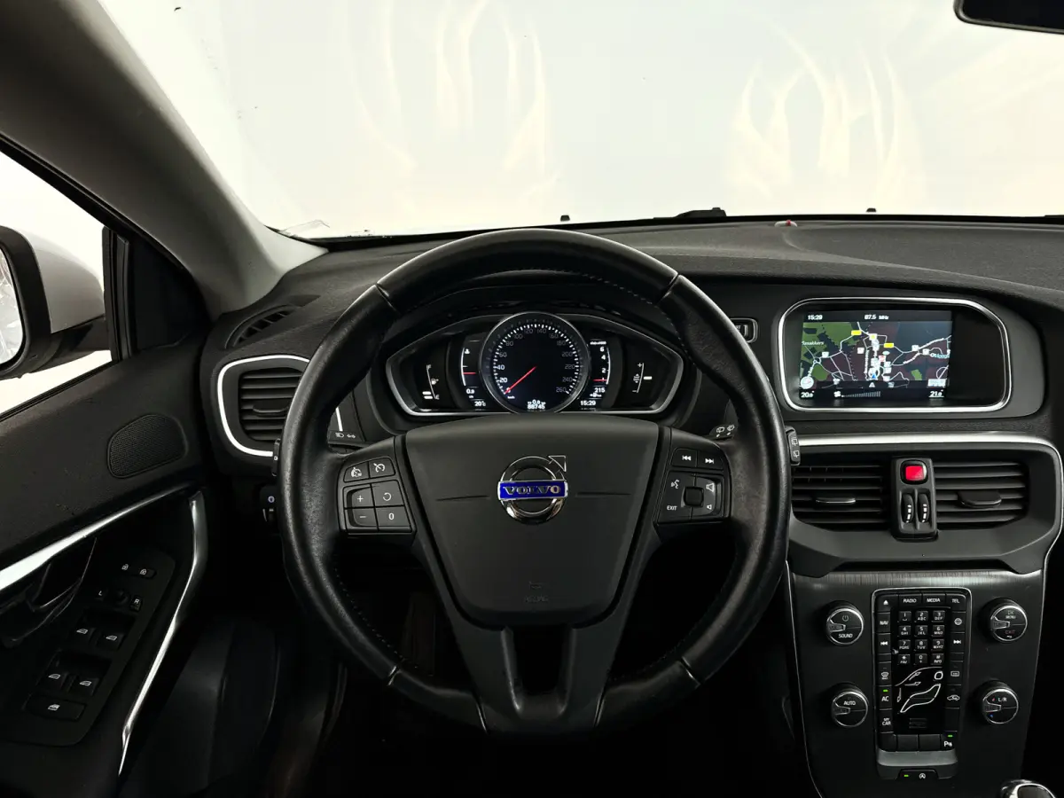 2.0 T2 Nordic | Park assist | Airco | Cruise control