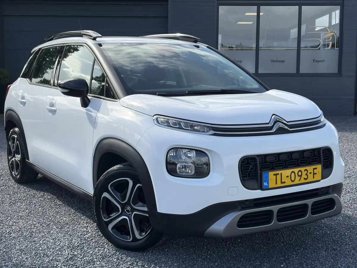 1.2 PureTech Feel ✓1e Eigenaar✓Nieuwe D-riem✓Draadloze telefoonlader✓Carplay✓Navi✓Clima✓Cruise ✓Pdc✓Lm velgen✓Net beurt gehad✓Rijstrooksensor✓N.A.P✓Apk tot 09-2027