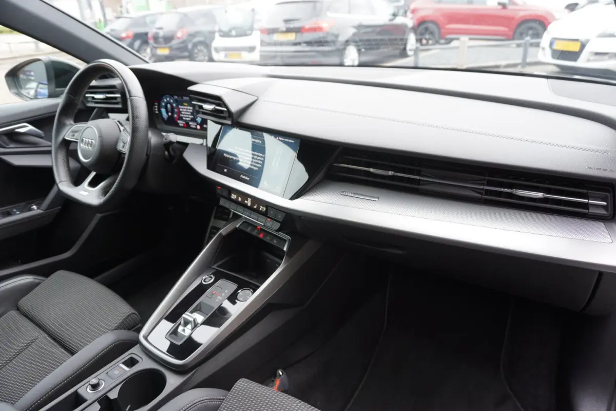 30 TFSI S edition | Automaat | Navigatie | Vol opties | Dealerauto | Inruil mogelijk