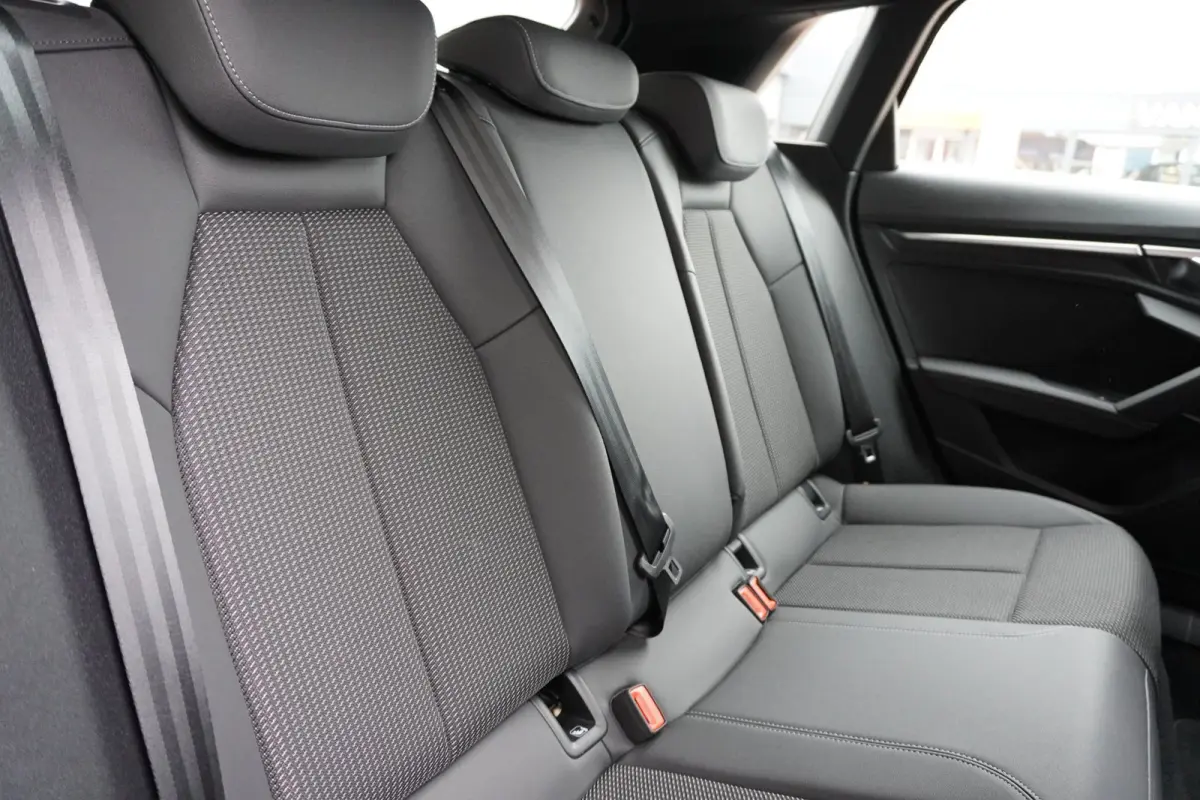 30 TFSI S edition | Automaat | Navigatie | Vol opties | Dealerauto | Inruil mogelijk