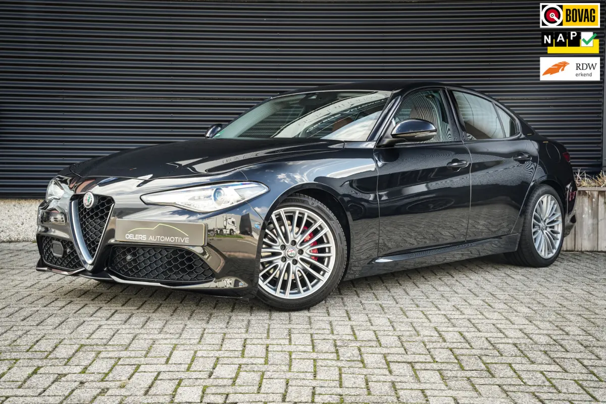 2.0T Super | Org. NL | Veloce pack | ACC | Leder | CarPlay | Navi | Stoelverw. | Metallic |