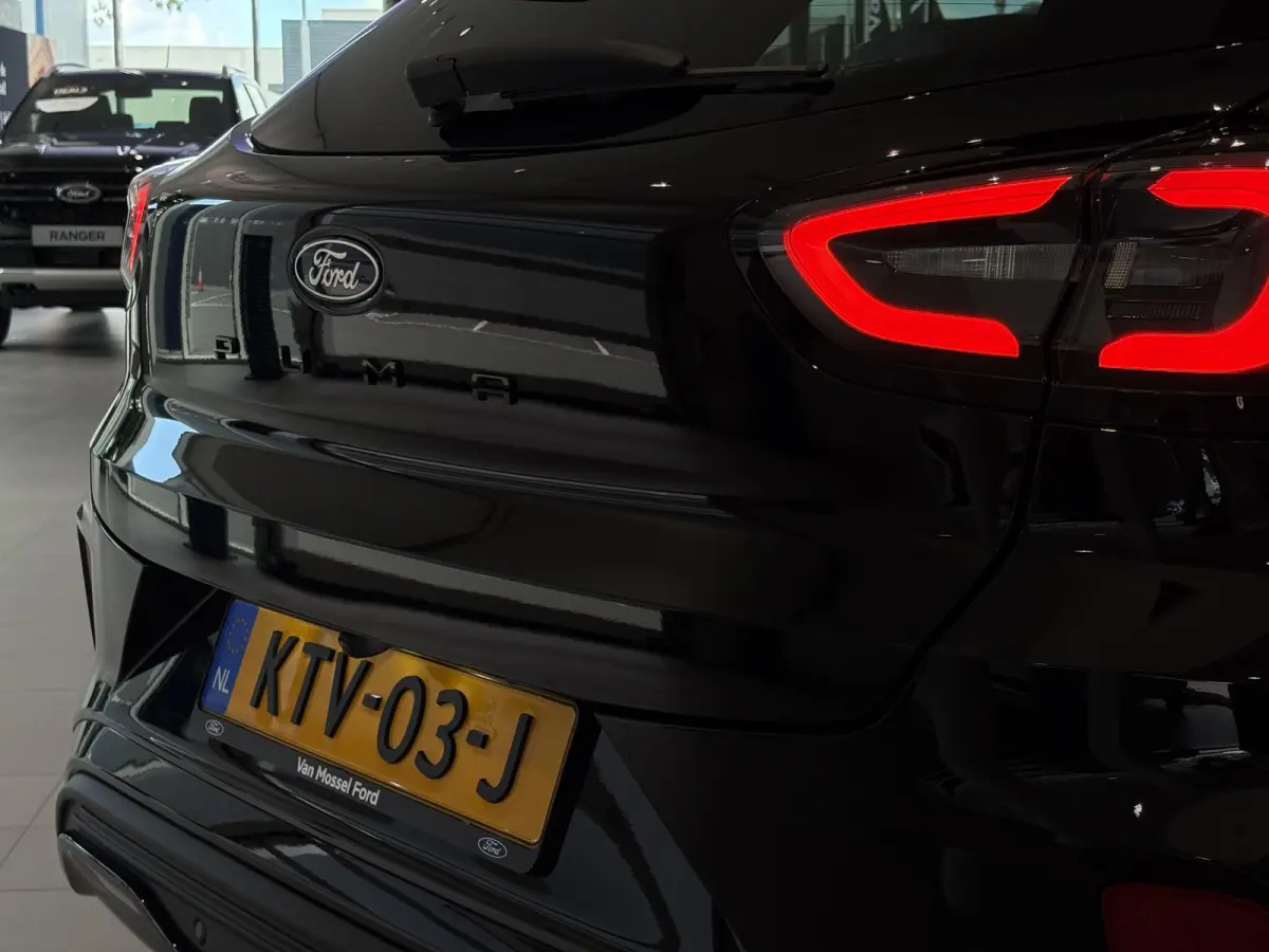 1.0 EcoBoost ST-Line X | AUTOMAAT | WINTER PACK | CAMERA | NAVI | B&O AUDIO | SNEL LEVERBAAR! |