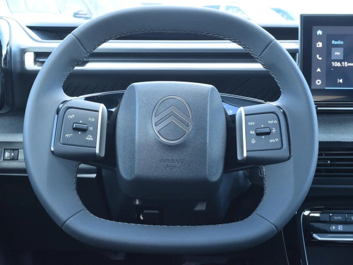 1.2 Hybrid 110pk MAX | AUTOMAAT | WIT DAK | PARKEERSENSOREN MET CAMERA | CLIMATE CONTROL | NAVI | CARPLAY