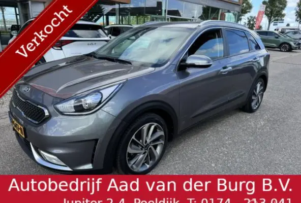 1.6 GDi Hybrid ExecutiveLine Velgen 18 inch , Trekhaak afneembaar, Stoel verwarming & verkoeling , stuur verwarmd, Parkeerhulp vachter , Navigatie , Camera , dodehoek detectie