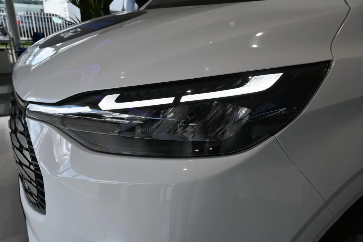 320 L2H1 Trend 65 kWh Dubbel Cabine | €5.000 Korting | 0,99% Financial Lease | Trekhaak | 6 Zitplaatsen | Betonplex Laadvloer | NIEUW UIT VOORRAAD