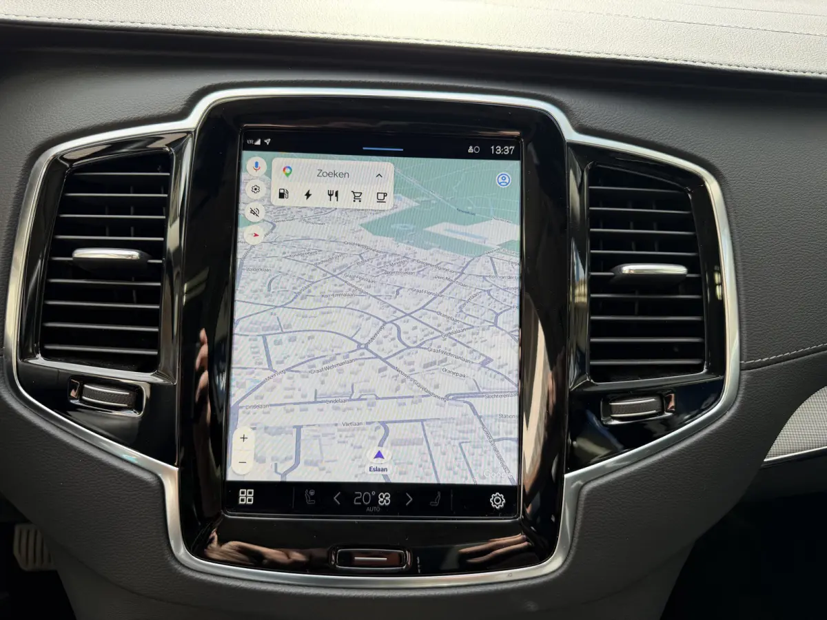2.0 T8 Recharge AWD Ultimate Bright/ 360gr/Head Up/Schuif/kantel dak