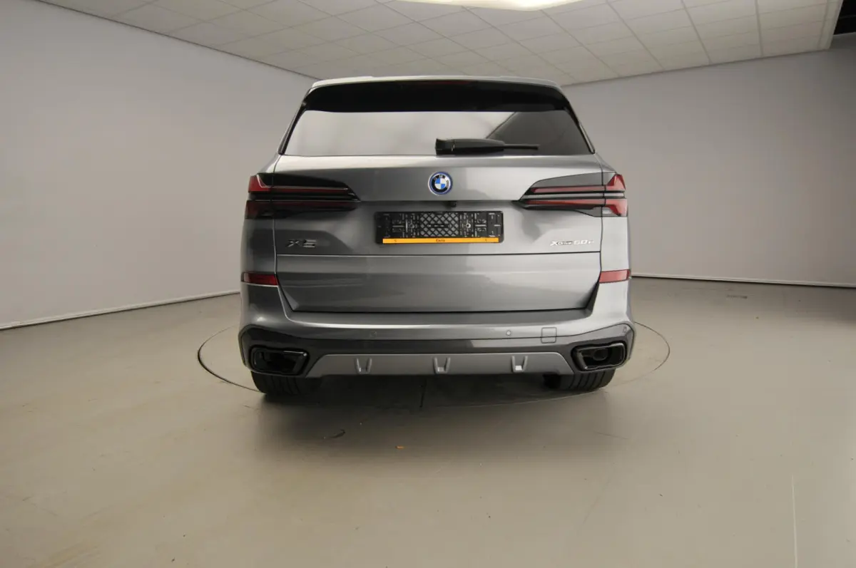xDrive50e M Sportpakket Pro | Exclusive pakket | High Executive | Comfort-plus pakket | Comfort Pack | Travel Pack | Innovation Pack
