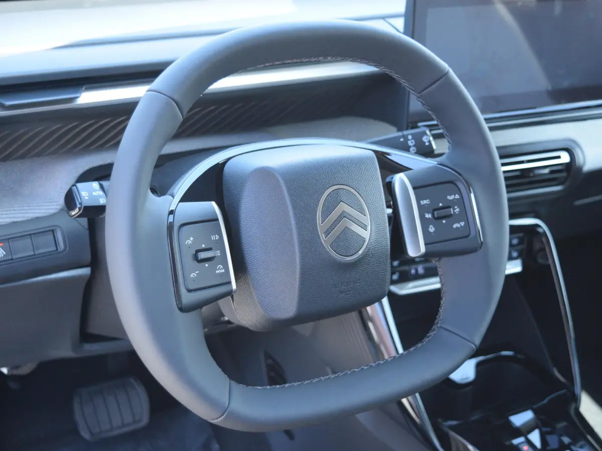 Max 113pk Comfort Range 44 kWh | STOELVERWARMING | NAVI | CARPLAY | PARKEERSENSOREN MET CAMERA | ACTIEPRIJS!
