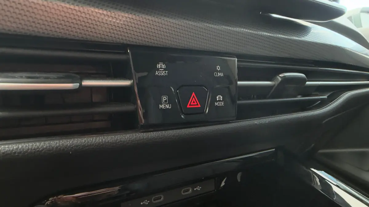 204pk 1.5 eHybrid Style Edition | Trekhaak | Adaptive Cruise | Camera | Carplay | ErgoComfort Stoel |