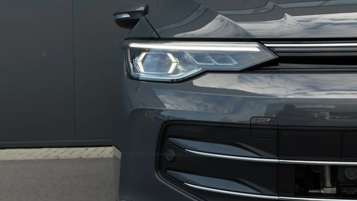 204pk 1.5 eHybrid Style Edition | Trekhaak | Adaptive Cruise | Camera | Carplay | ErgoComfort Stoel |