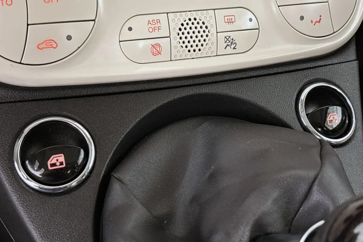 1.0 Hybrid Dolcevita Panoramadak Apple CarPlay Climate Control