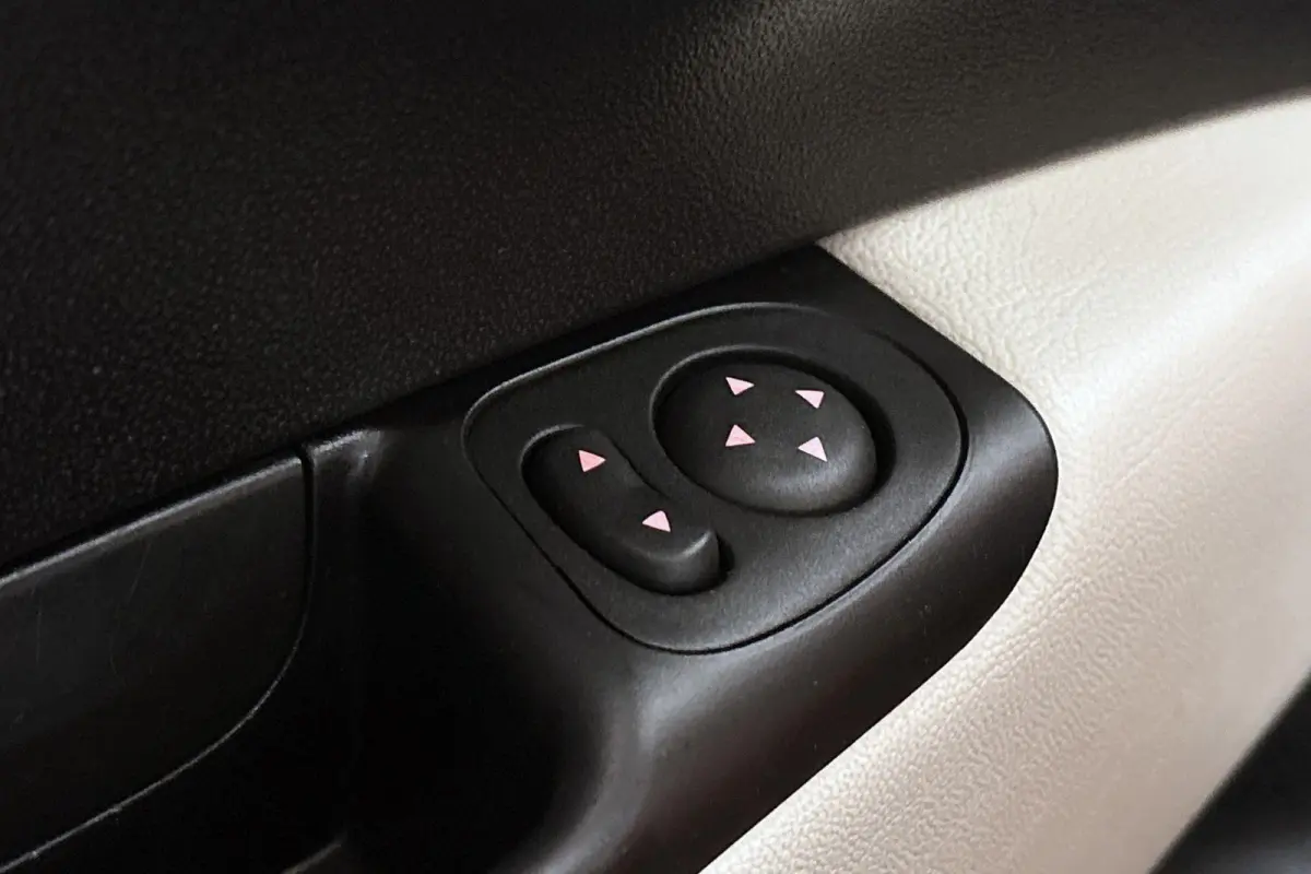1.0 Hybrid Dolcevita Panoramadak Apple CarPlay Climate Control