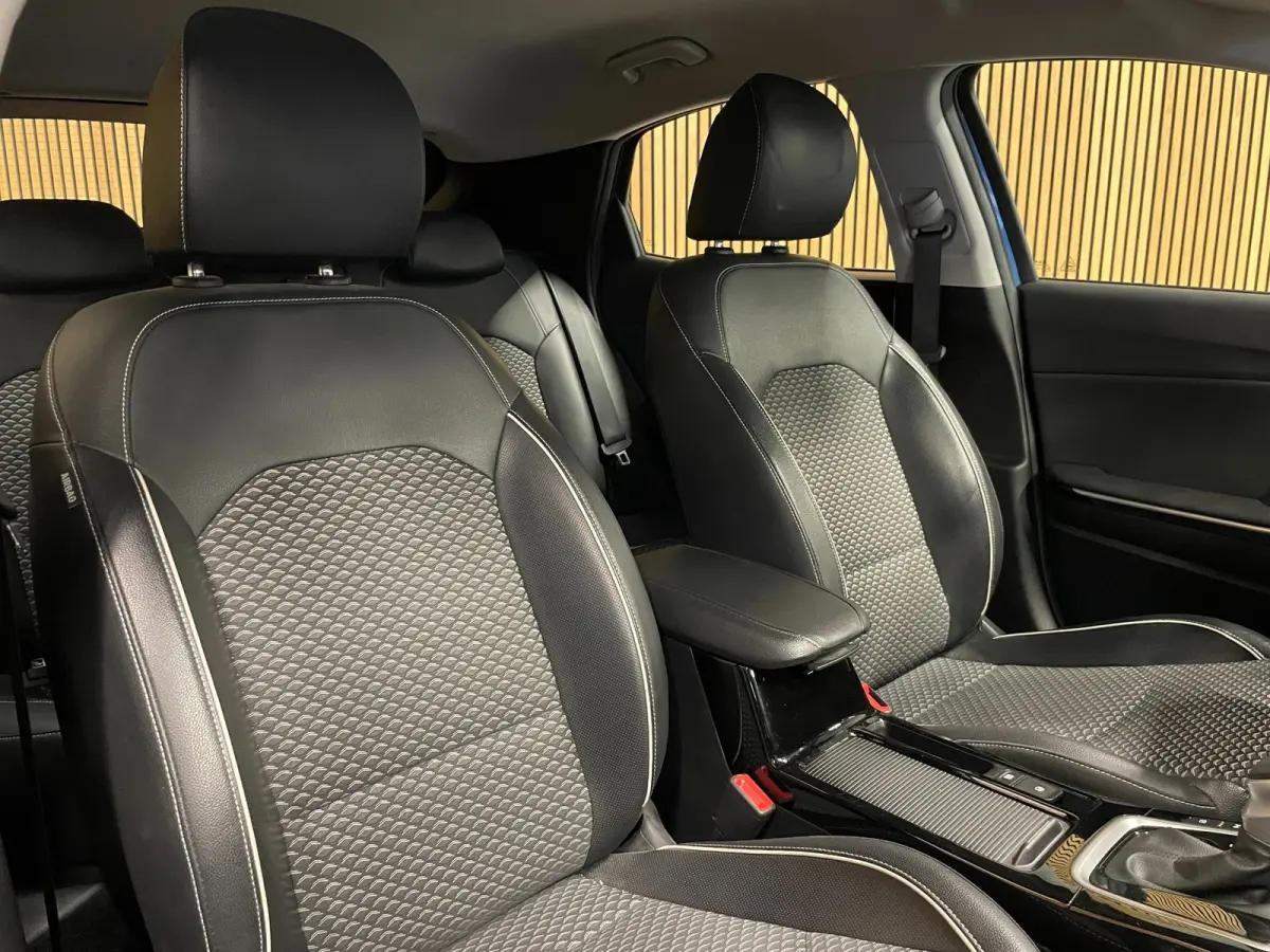 1.5 T-GDi DynamicPlusLine|160PK|LEDER|ACC|APPLE CARPLAY/ANDROID AUTO|CAMERA|STOEL+STUURVERWARMING|LANE-ASSIST|INCL.BTW|