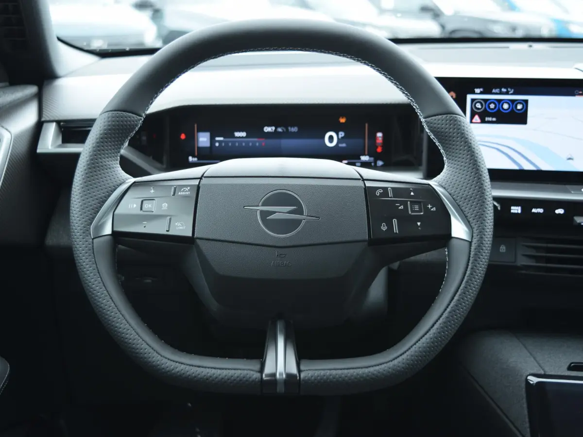1.2 Turbo Hybrid Business Edition | AUTOMAAT | 145 PK | PANORAMISCH GLAZEN SCHUIFDAK | TECHNOLOGIE PLUS PAKKET | COMFORT PLUS PAKKET