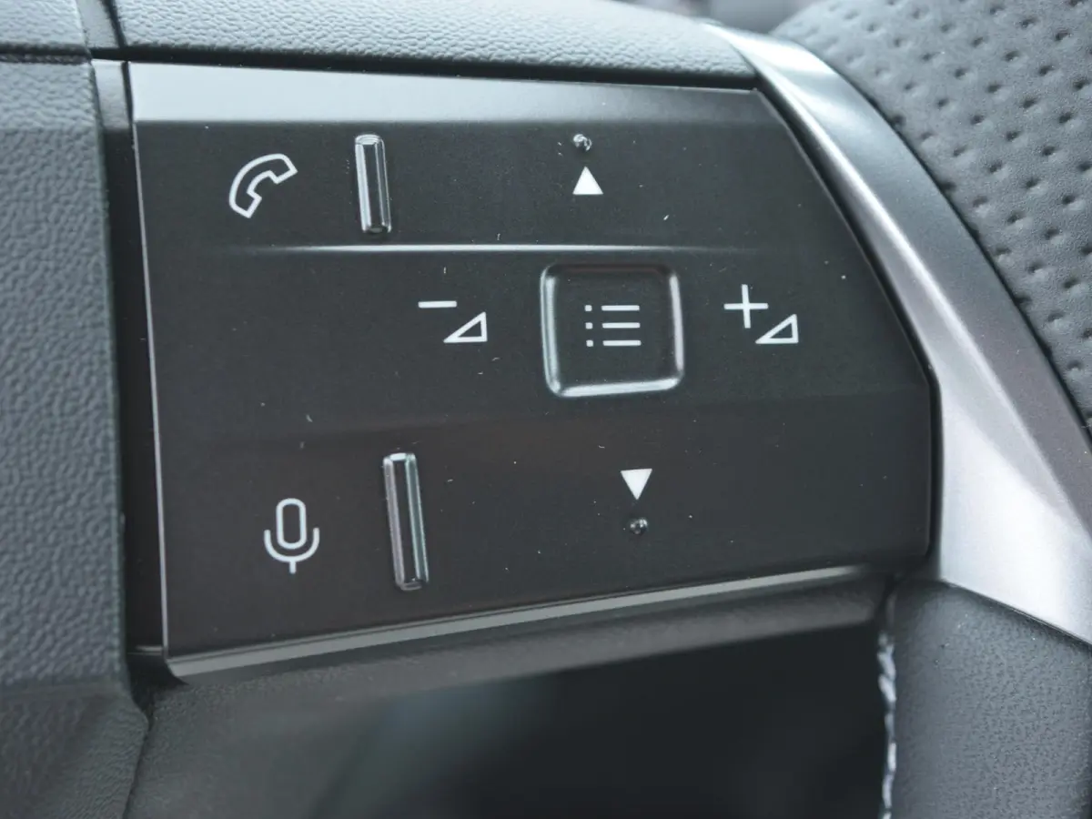 1.2 Turbo Hybrid Business Edition | AUTOMAAT | 145 PK | PANORAMISCH GLAZEN SCHUIFDAK | TECHNOLOGIE PLUS PAKKET | COMFORT PLUS PAKKET