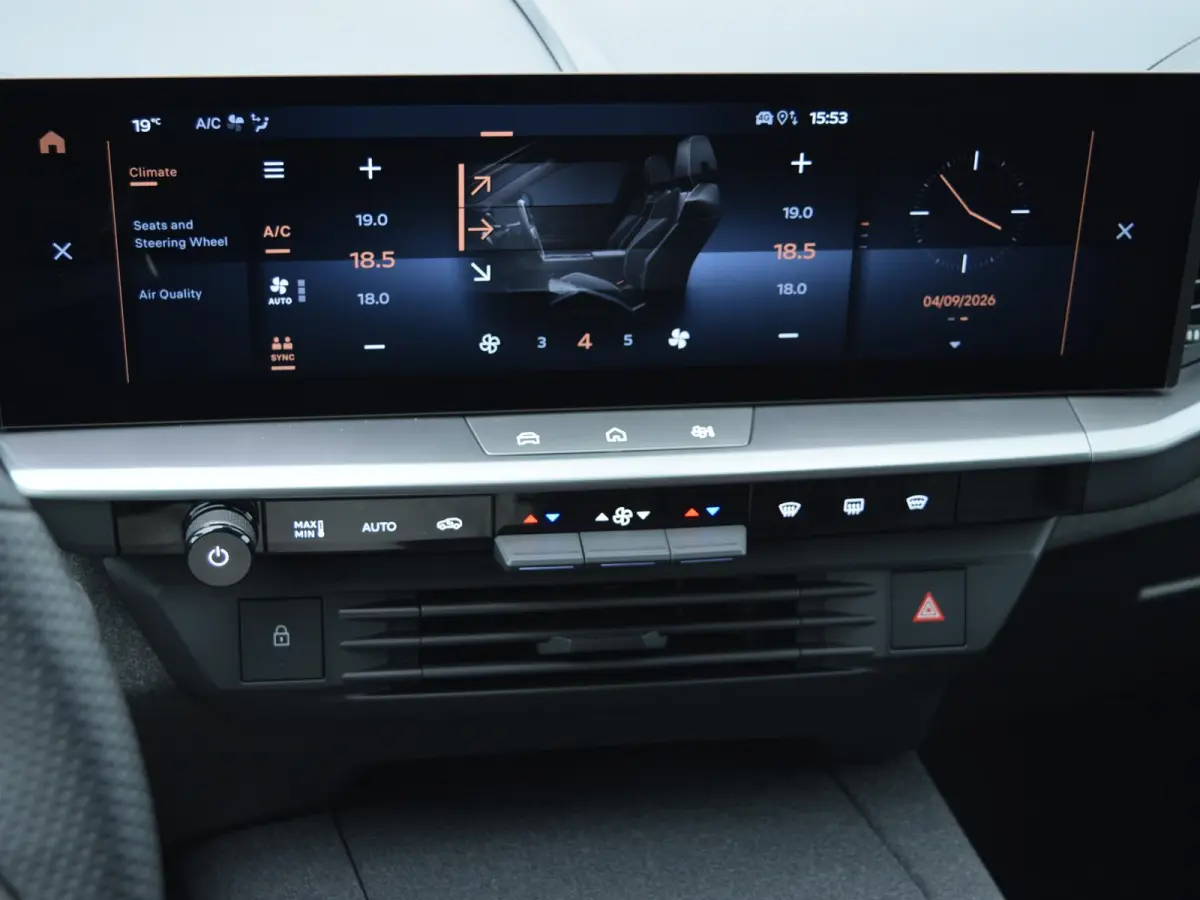 1.2 Turbo Hybrid Business Edition | AUTOMAAT | 145 PK | PANORAMISCH GLAZEN SCHUIFDAK | TECHNOLOGIE PLUS PAKKET | COMFORT PLUS PAKKET