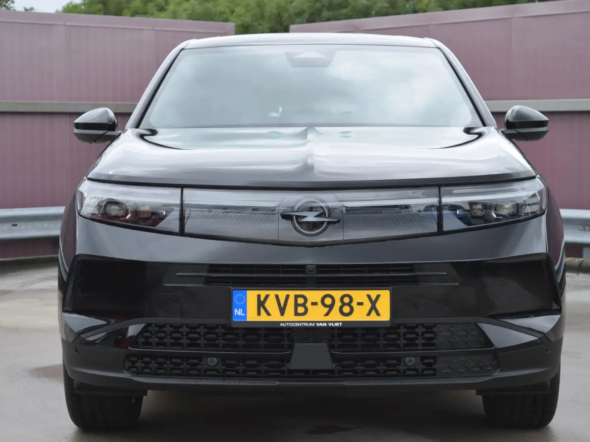 1.2 Turbo Hybrid Business Edition | AUTOMAAT | 145 PK | PANORAMISCH GLAZEN SCHUIFDAK | TECHNOLOGIE PLUS PAKKET | COMFORT PLUS PAKKET