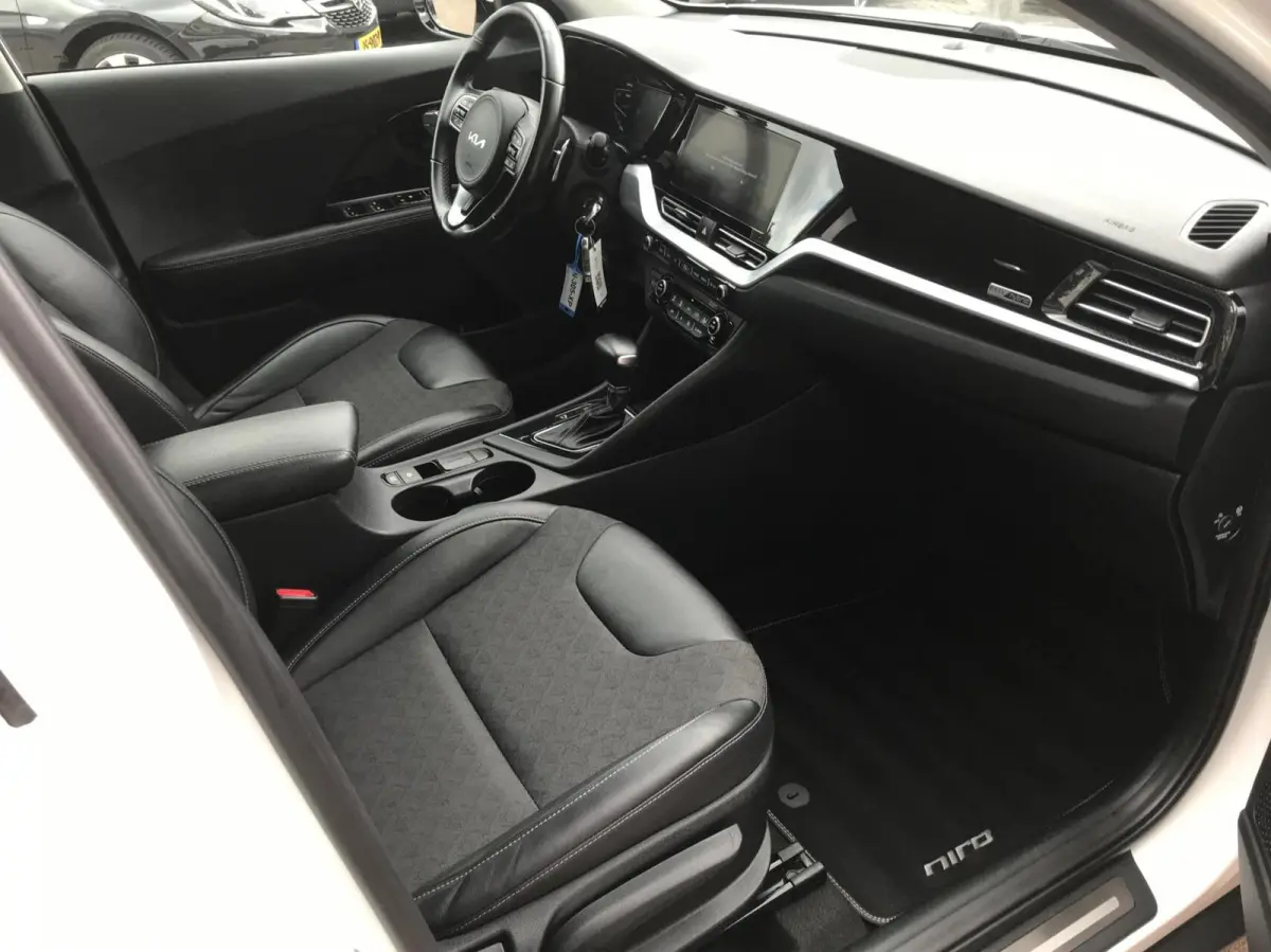 1.6 GDi Hybrid DynamicLine