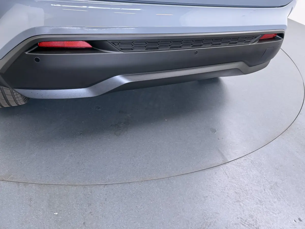 1.6 Hybrid N-Connecta
