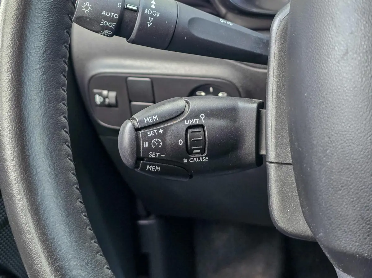 1.2 PureTech Shine