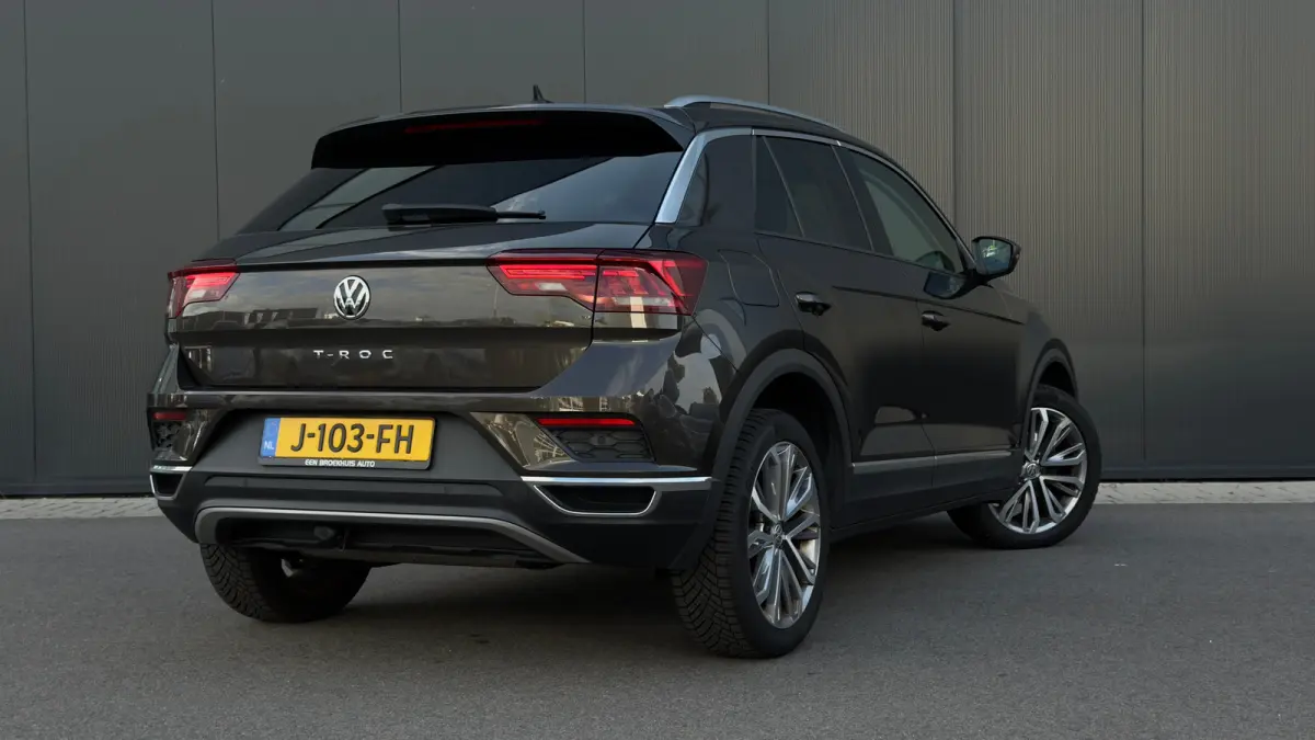 1.5 TSI Sport | Achteruitrijcamera standaard | Cruisecontrol adaptief | Lichtmetalen velgen 18"