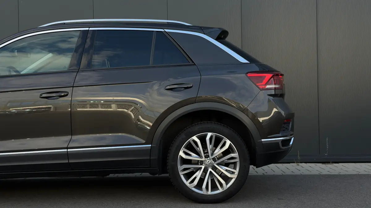 1.5 TSI Sport | Achteruitrijcamera standaard | Cruisecontrol adaptief | Lichtmetalen velgen 18"