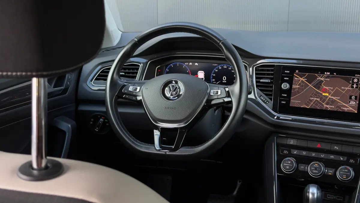 1.5 TSI Sport | Achteruitrijcamera standaard | Cruisecontrol adaptief | Lichtmetalen velgen 18"