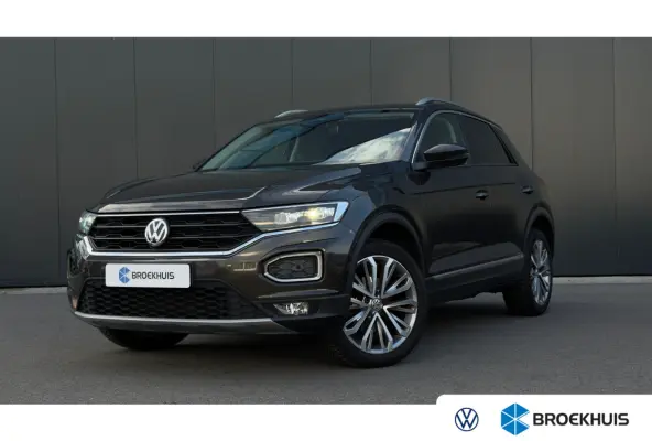 1.5 TSI Sport | Achteruitrijcamera standaard | Cruisecontrol adaptief | Lichtmetalen velgen 18"