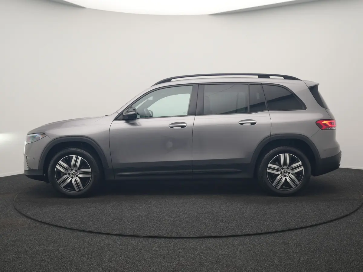 250+ Luxury Line 74 kWh 191pk Dealer O.H | Adaptive Cruise | 360 Camera | Lederen Sportstoelen Verwarmd | Apple Carplay | Keyless | BLIS | Navigatie | Virtual | DAB | 18"L.M |