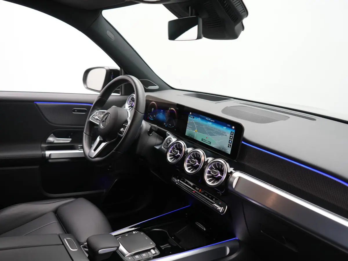 250+ Luxury Line 74 kWh 191pk Dealer O.H | Adaptive Cruise | 360 Camera | Lederen Sportstoelen Verwarmd | Apple Carplay | Keyless | BLIS | Navigatie | Virtual | DAB | 18"L.M |