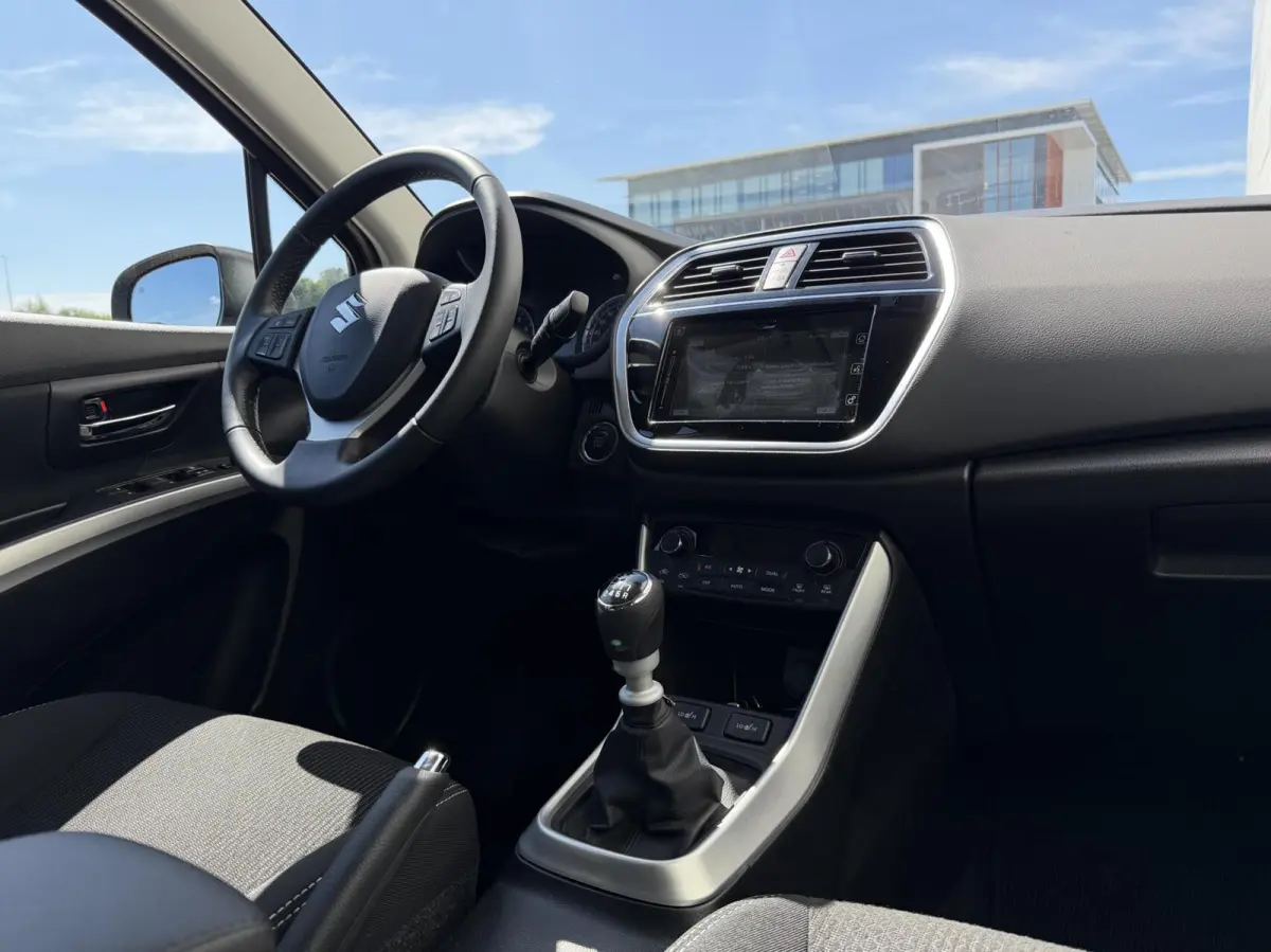 SX4 1.4 Comfort Smart Hybrid | Stoelvw | Camera | keyless