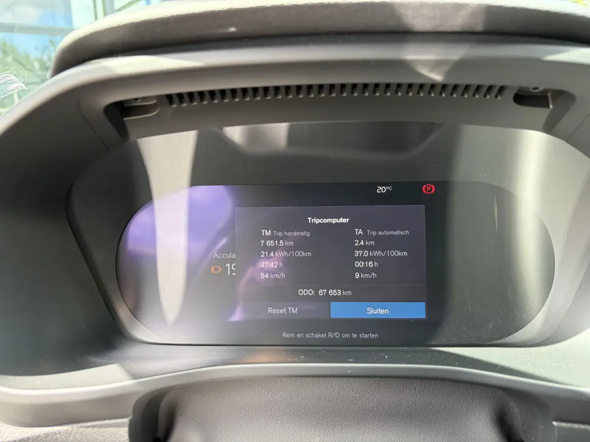Plus VAN:33.900,- VOOR:30.877,- UW HERFSTVOORDEEL:3.023,- SOH 92%| PILOT ASSIST ACC| ELEKTRISCHE ACHTERKLEP| DODE HOEK SENSOR |WARMTEPOMP| STOEL + STUURVERWARMING| ACHTERUITRIJCAMERA| RIJKLA