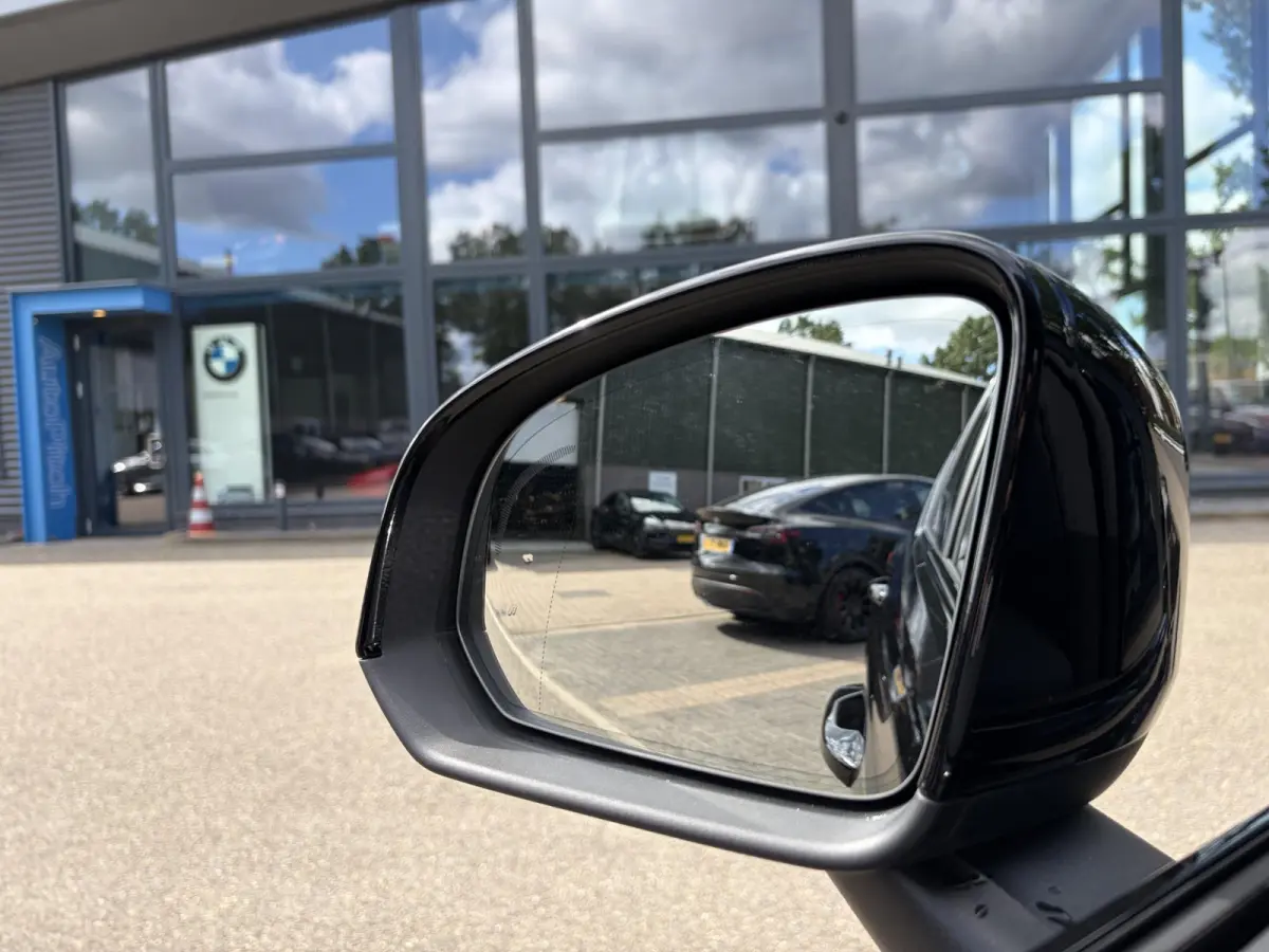 Plus VAN:33.900,- VOOR:30.877,- UW HERFSTVOORDEEL:3.023,- SOH 92%| PILOT ASSIST ACC| ELEKTRISCHE ACHTERKLEP| DODE HOEK SENSOR |WARMTEPOMP| STOEL + STUURVERWARMING| ACHTERUITRIJCAMERA| RIJKLA