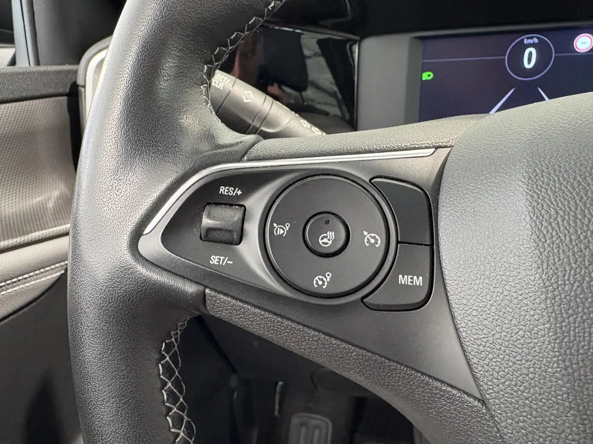 Elegance 50-kWh 11kw bl. | SOH 97.8% | Apple Carplay/Android Auto