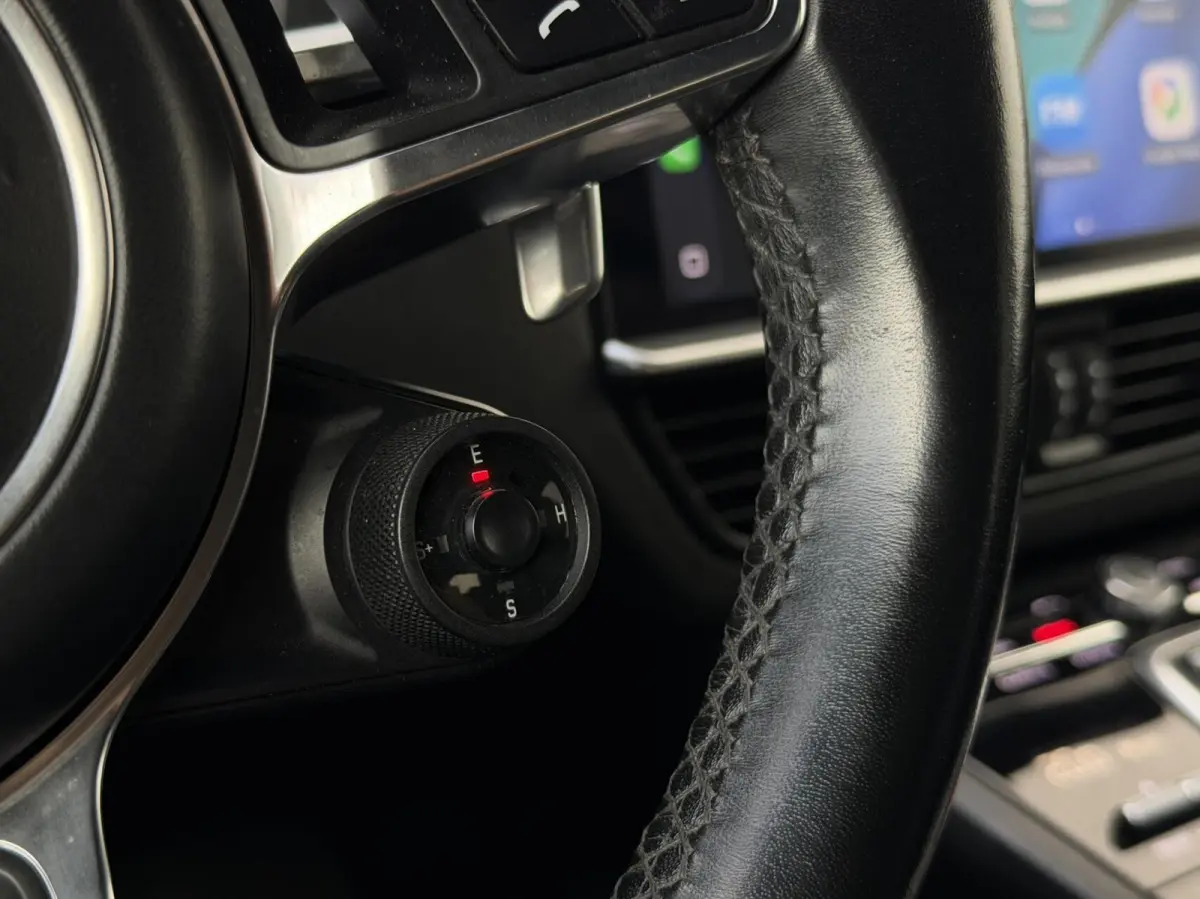 3.0 E-Hybrid | Luchtvering | Pano | ACC | Sport chrono