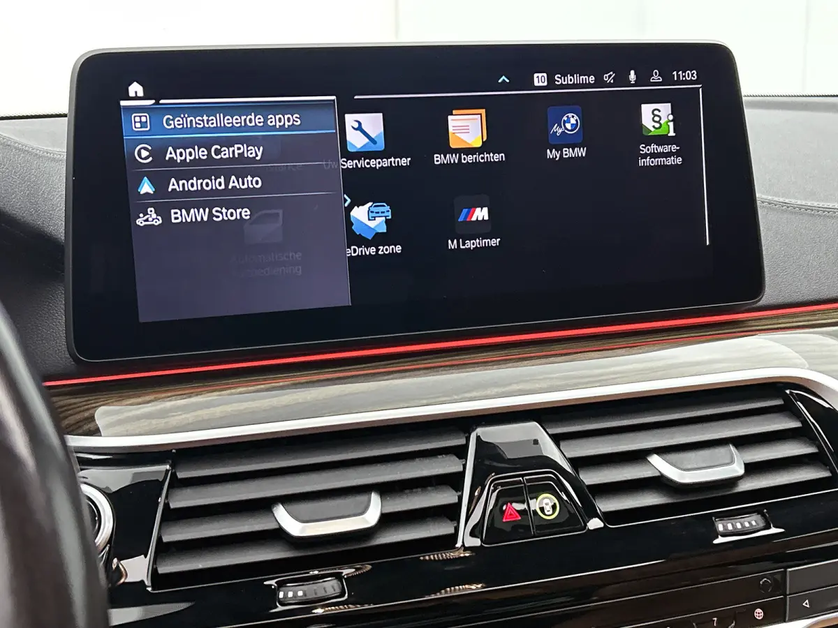 530e M-Sport / Anniversary / X-Drive / / Harman Kardon / Panoramadak / Massagefunctie / Trekhaak / Leder-Sport / Apk 06-2028