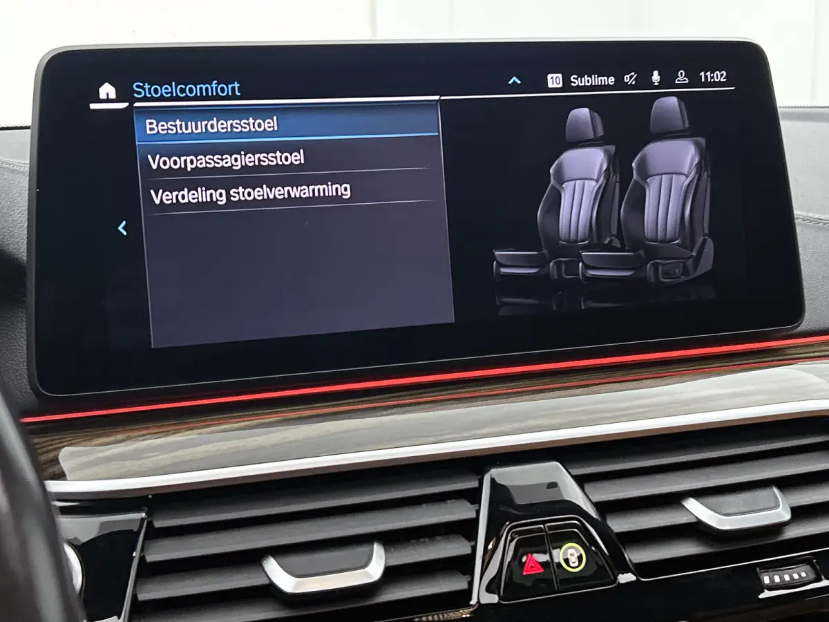 530e M-Sport / Anniversary / X-Drive / / Harman Kardon / Panoramadak / Massagefunctie / Trekhaak / Leder-Sport / Apk 06-2028