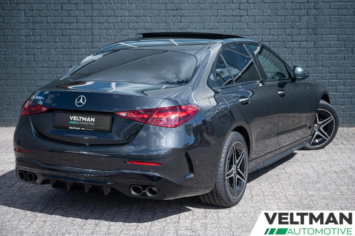 300 e AMG Line PANORAMADAK DIGITAL LIGHT ADAPTIVE CRUISE CAMERA TREKHAAK