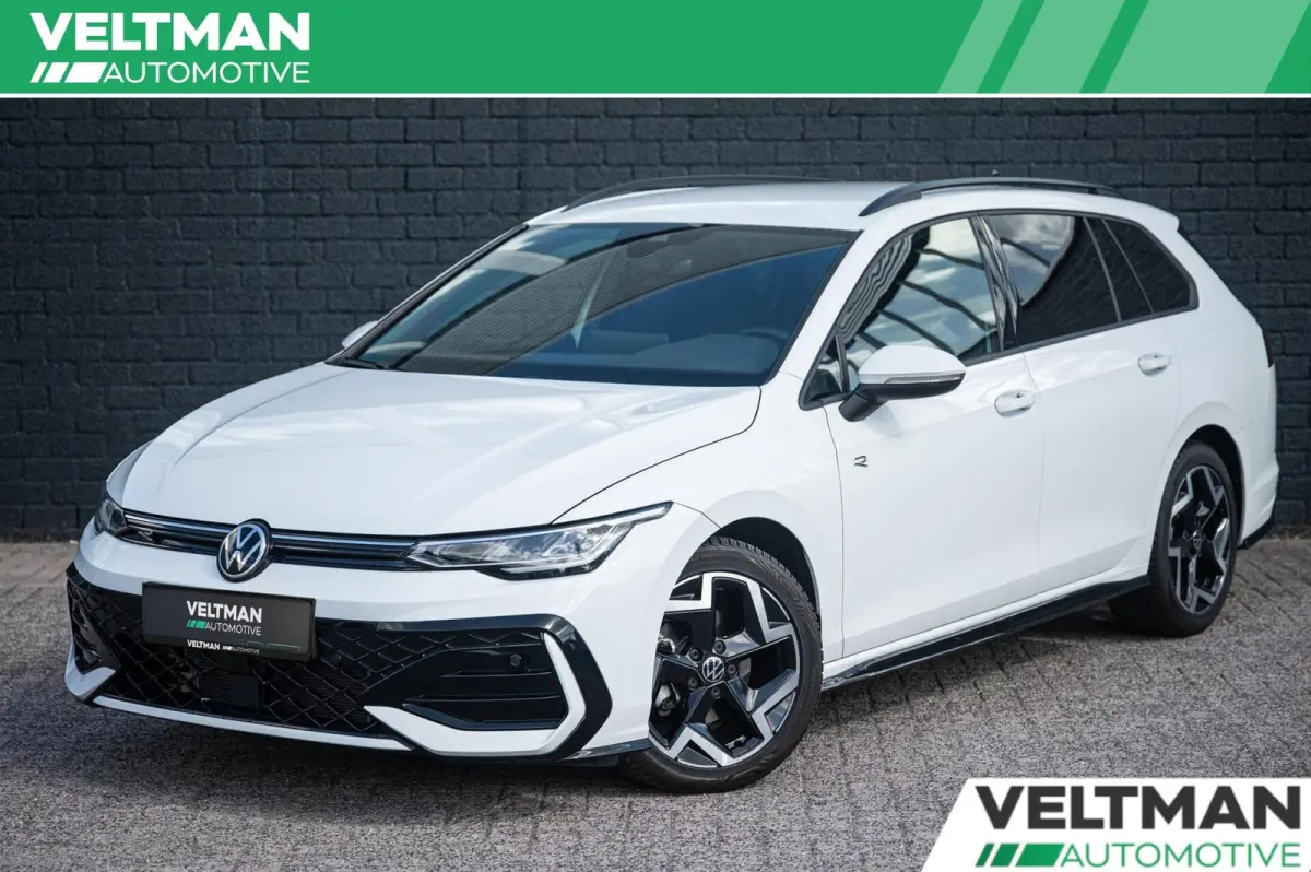 1.5 eTSI R-Line ACC TREKHAAK STUURVERWARMING LED CARPLAY