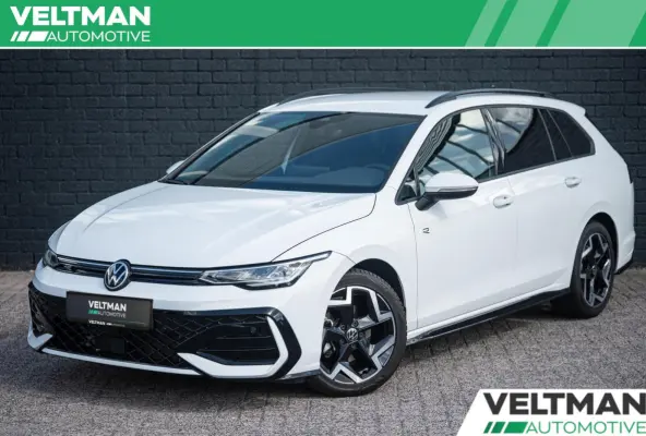 1.5 eTSI R-Line ACC TREKHAAK STUURVERWARMING LED CARPLAY