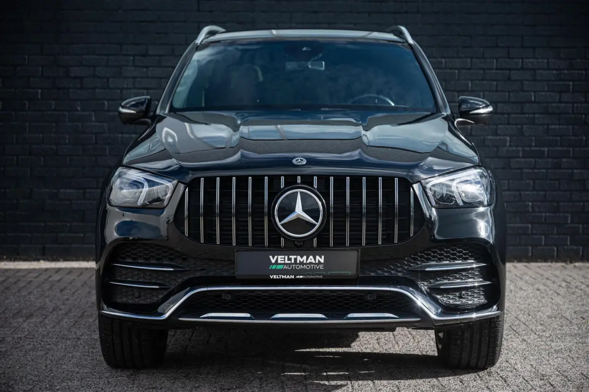 350 e 4MATIC AMG LINE PANORAMADAK LUCHTVERING BURMESTER TREKHAAK 21INCH