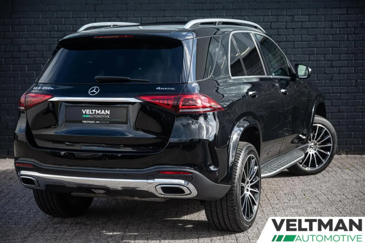 350 e 4MATIC AMG LINE PANORAMADAK LUCHTVERING BURMESTER TREKHAAK 21INCH